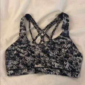 Lululemon Free to Be Serene Bra
